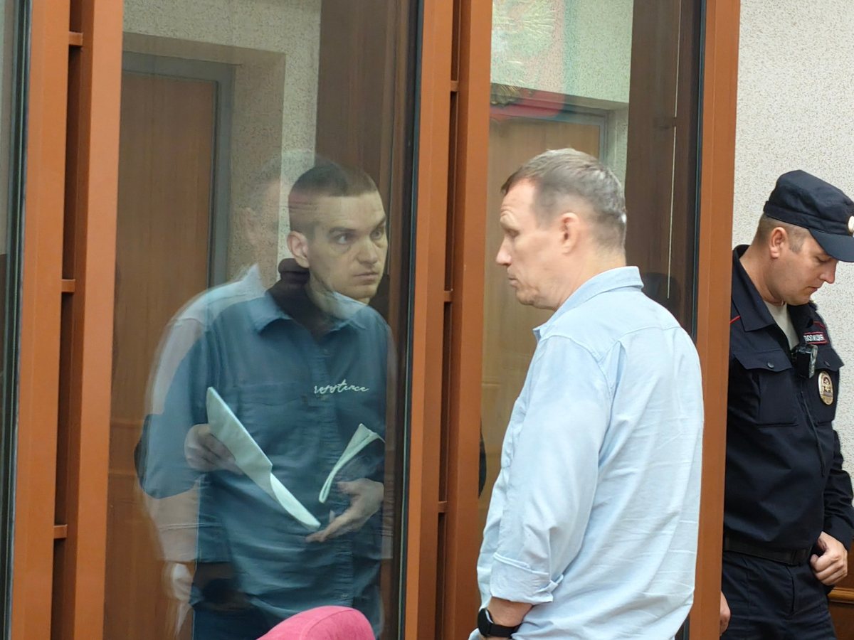 13 лет за 11 переводов: что известно о деле Ивана Столбова