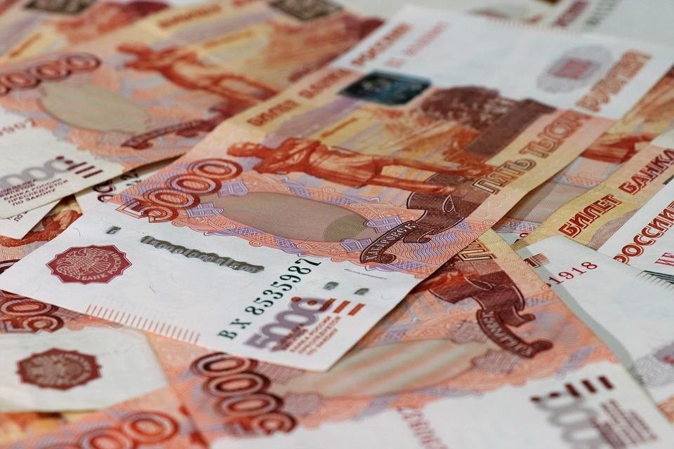Путин запретил вывозить более миллиона рублей наличными в страны ближнего зарубежья