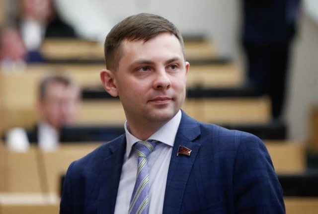 Экс-депутату Госдумы Олегу Михайлову грозит до семи лет колонии по делу об оправдании терроризма