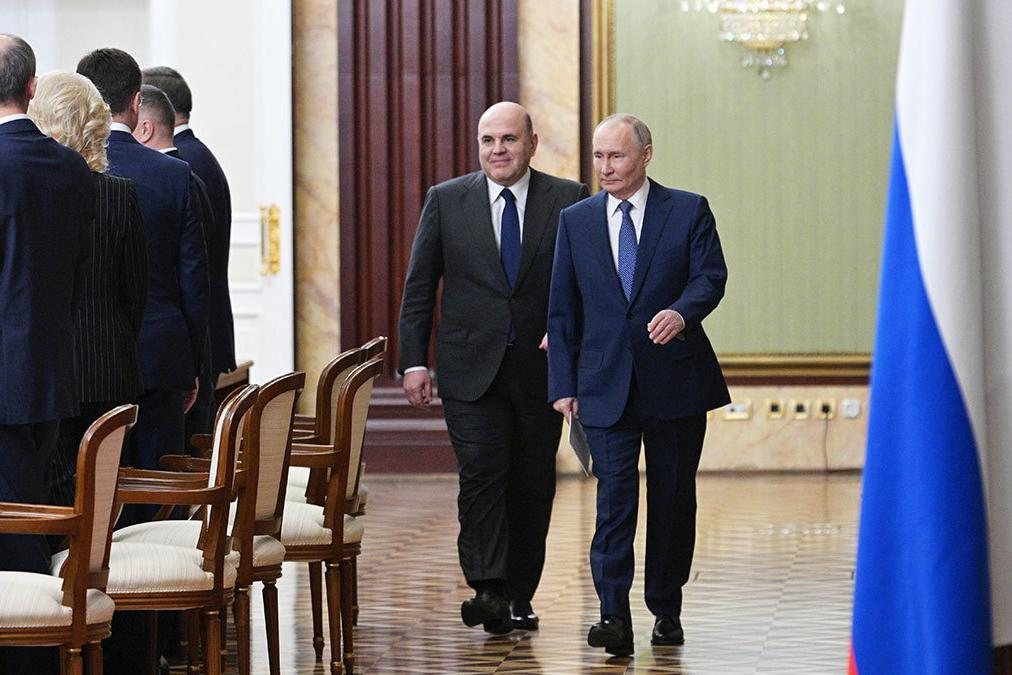 Путин утвердил перестановки в правительстве: Трутнев стал помощником президента, Силуанов получил пост вице-премьера