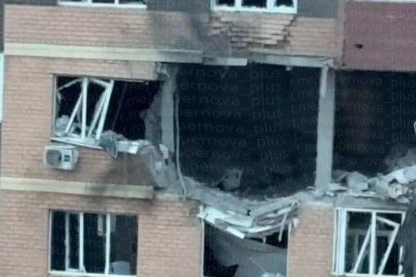 Массовая атака дронов на несколько регионов России: погибшие и раненые