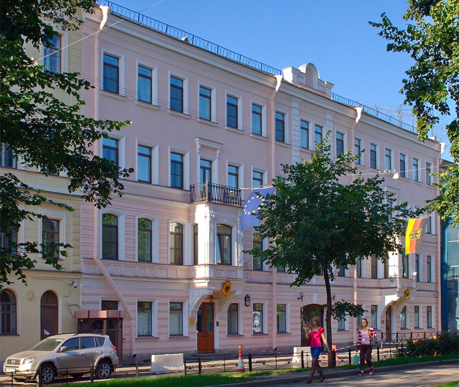 Россия закрывает генконсульство Германии в Петербурге с 18 сентября
