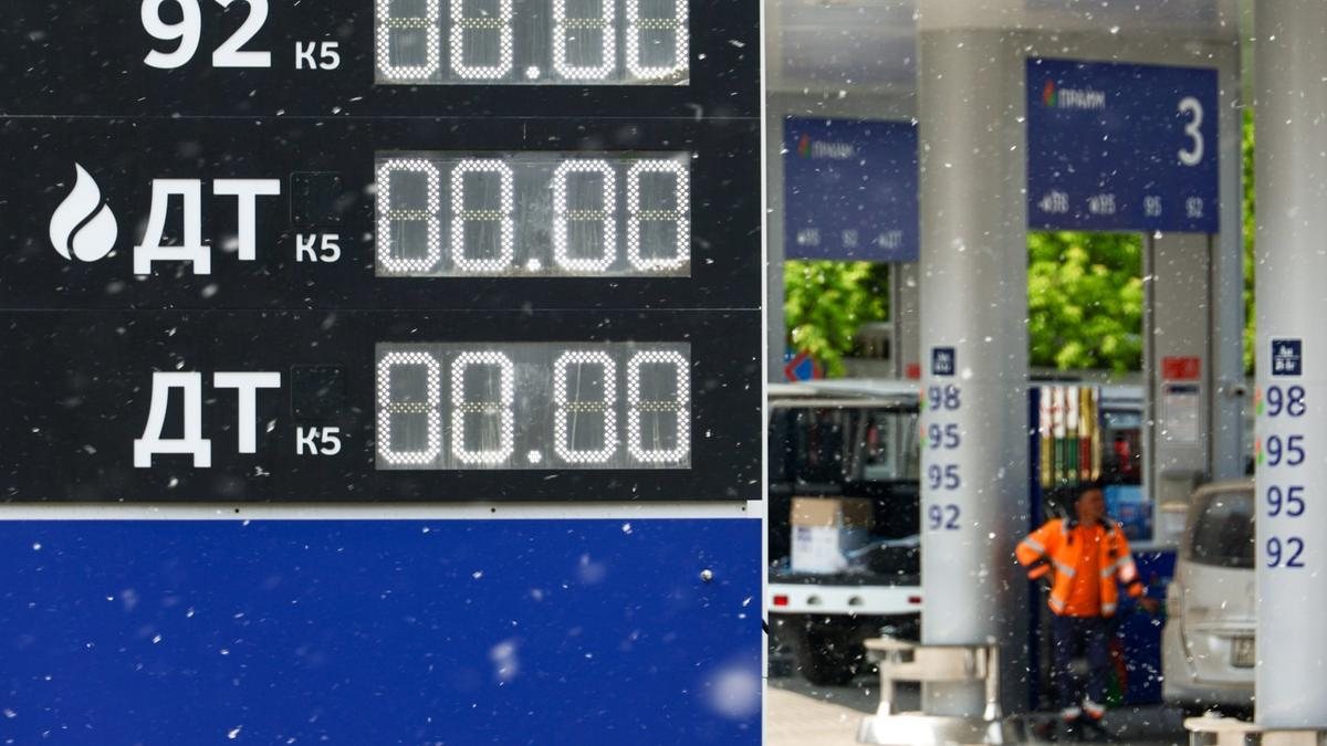 Правительство разрешило оборот бензина с характеристиками Евро-3 до конца 2026 года