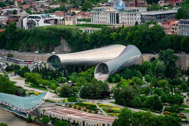 В Тбилиси сносят «Трубы Рике» — символ архитектурного бума эпохи Саакашвили