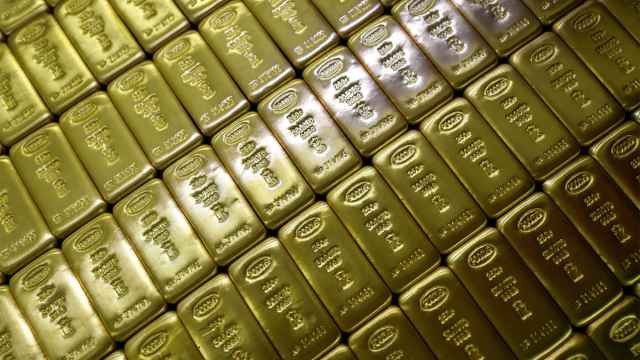 ЦБ РФ распродал 62 тонны золота из резервов с декабря
